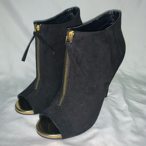 Black Open Toe Booties - Picture 4 of 6